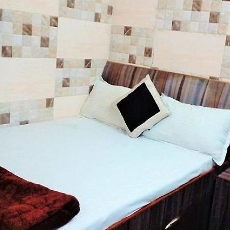 Ajanta Hotel 100 Mtrs Railway Station & 400 Mtrs Dargah Ατζμέρ Εξωτερικό φωτογραφία