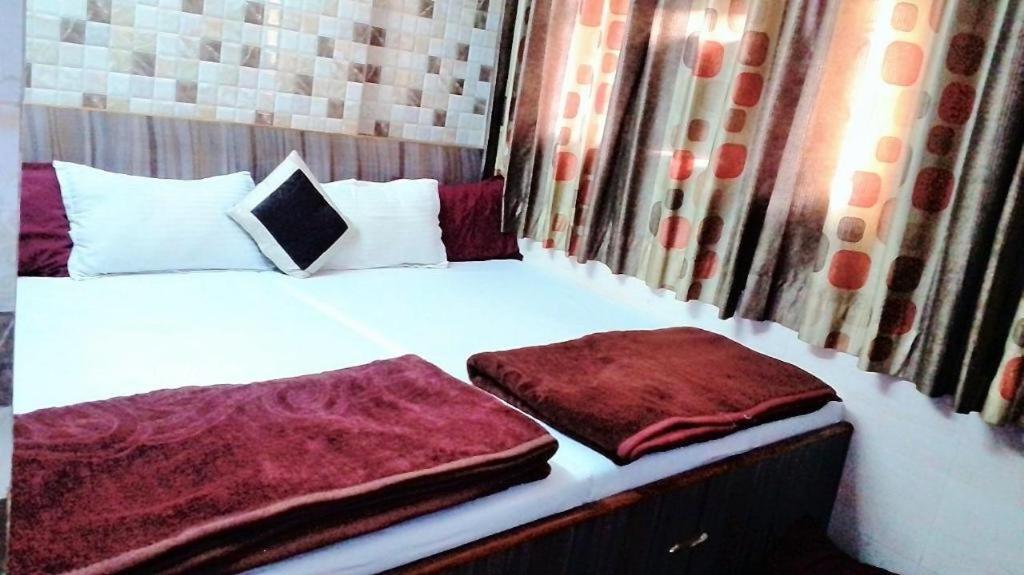 Ajanta Hotel 100 Mtrs Railway Station & 400 Mtrs Dargah Ατζμέρ Εξωτερικό φωτογραφία