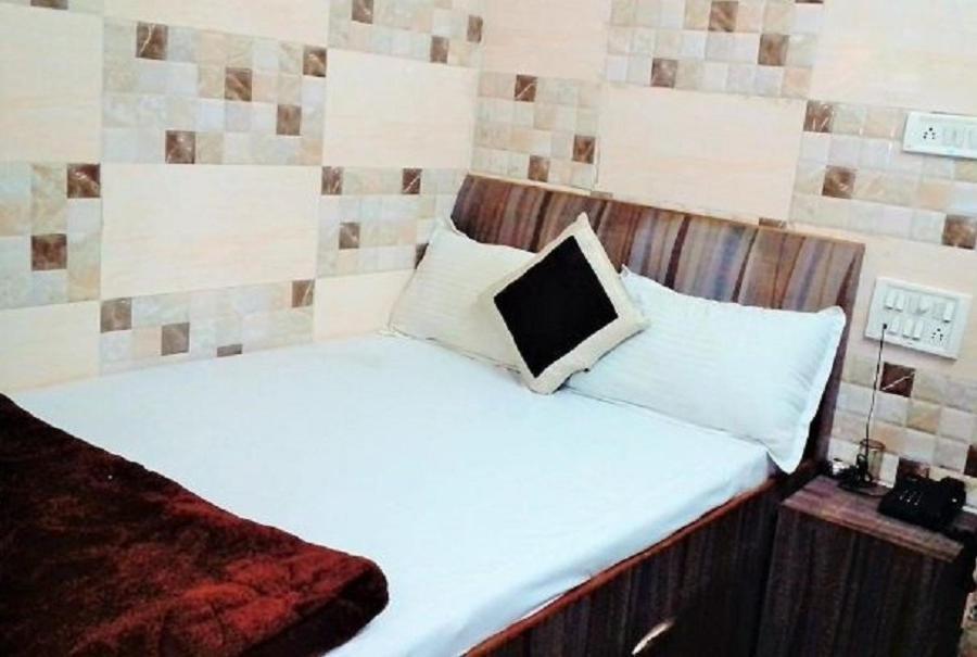 Ajanta Hotel 100 Mtrs Railway Station & 400 Mtrs Dargah Ατζμέρ Εξωτερικό φωτογραφία