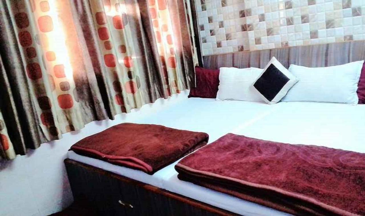 Ajanta Hotel 100 Mtrs Railway Station & 400 Mtrs Dargah Ατζμέρ Εξωτερικό φωτογραφία